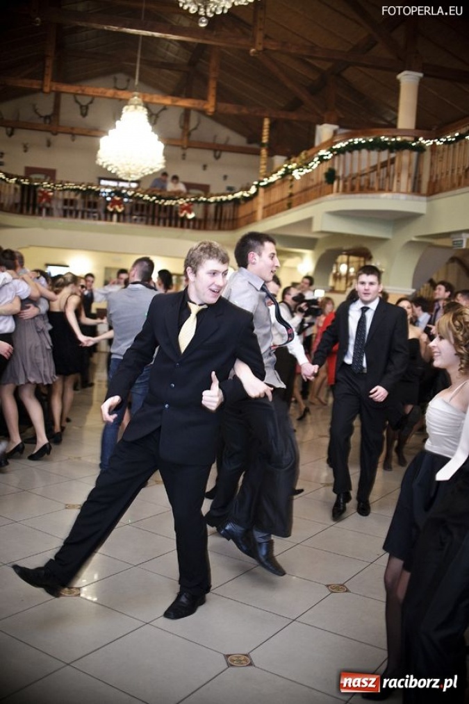 Zdjęcie w galerii na portalu naszraciborz.pl: Studniówka w raciborskim SMS-ie wiadomości z regionu