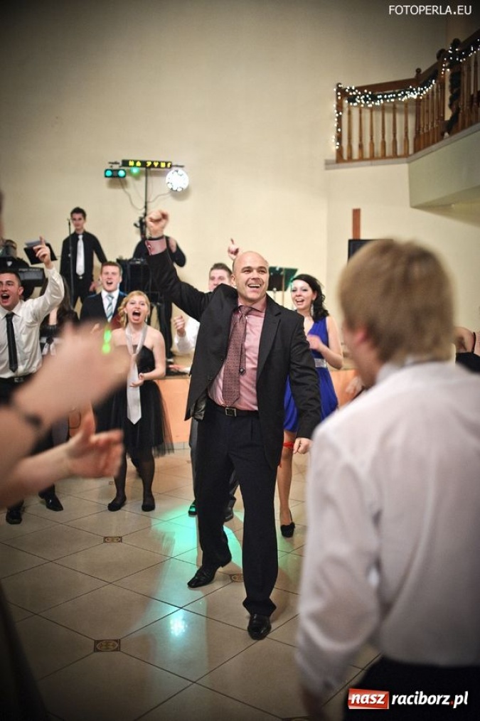 Zdjęcie w galerii na portalu naszraciborz.pl: Studniówka w raciborskim SMS-ie wiadomości z regionu