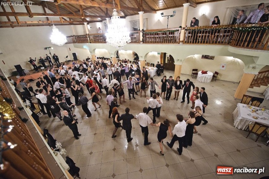 Zdjęcie w galerii na portalu naszraciborz.pl: Studniówka w raciborskim SMS-ie wiadomości z regionu