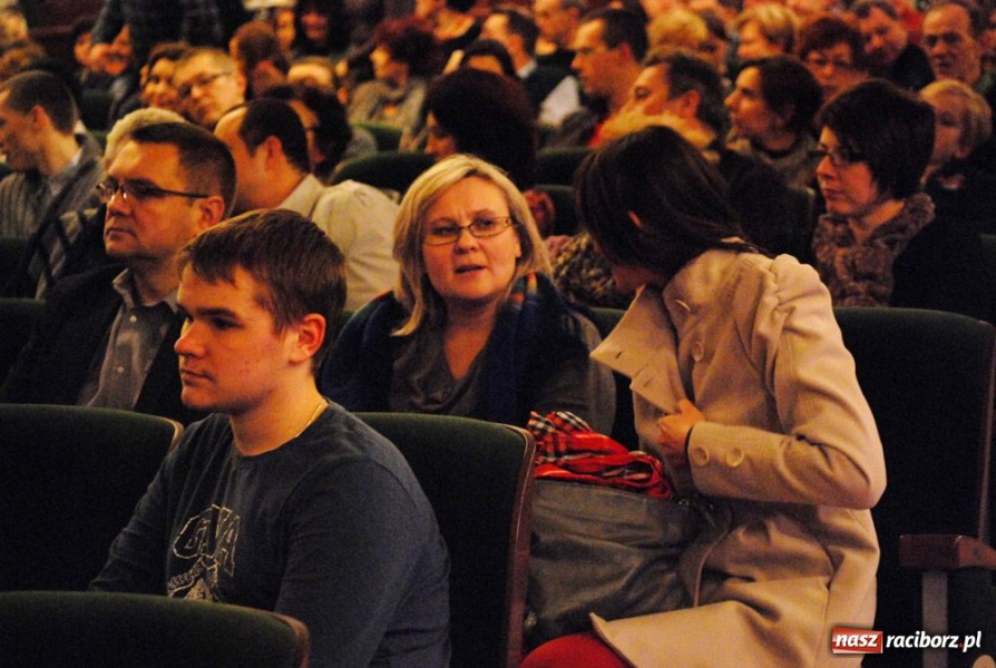 Zdjęcie w galerii na portalu naszraciborz.pl: Galaktikos na deskach RCK-u wiadomości z regionu