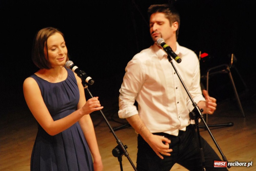 Zdjęcie w galerii na portalu naszraciborz.pl: Galaktikos na deskach RCK-u wiadomości z regionu