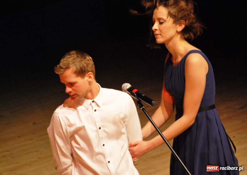 Zdjęcie w galerii na portalu naszraciborz.pl: Galaktikos na deskach RCK-u wiadomości z regionu