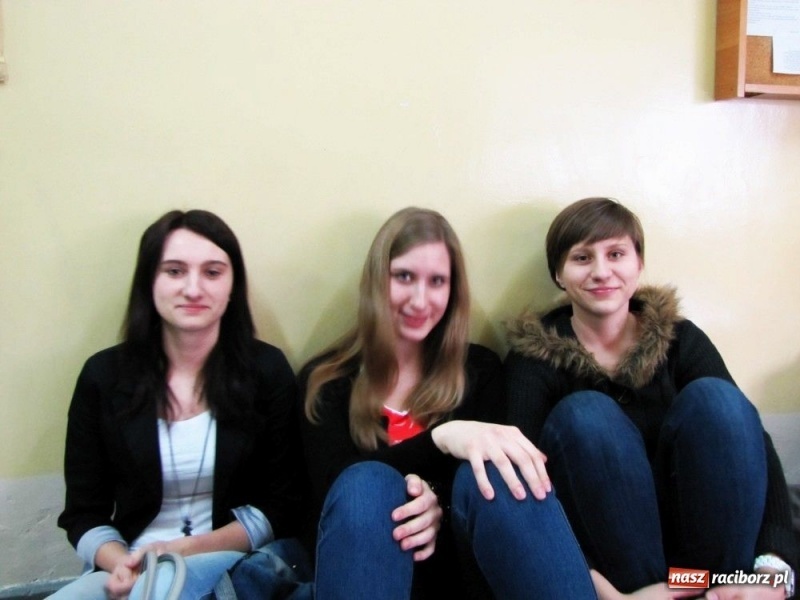 Zdjęcie w galerii na portalu naszraciborz.pl: Czerwona podwiązka obowiązkowo... wiadomości z regionu