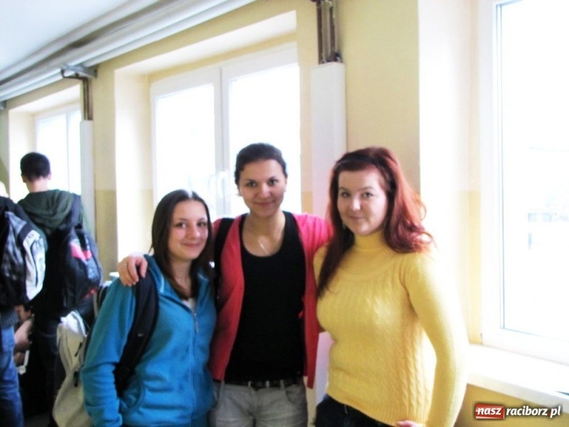 Zdjęcie w galerii na portalu naszraciborz.pl: Czerwona podwiązka obowiązkowo... wiadomości z regionu