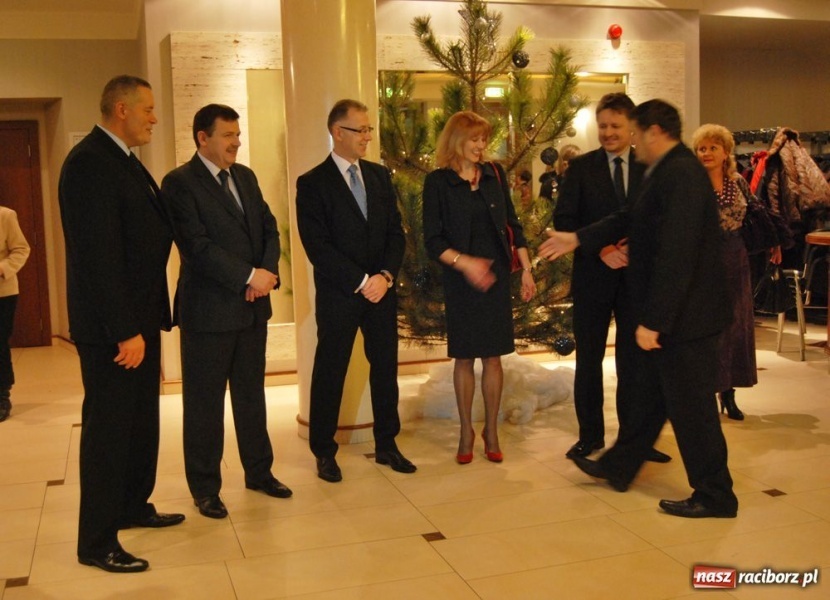 Zdjęcie w galerii na portalu naszraciborz.pl: Zdrowia, odporności i optymizmu wiadomości z regionu