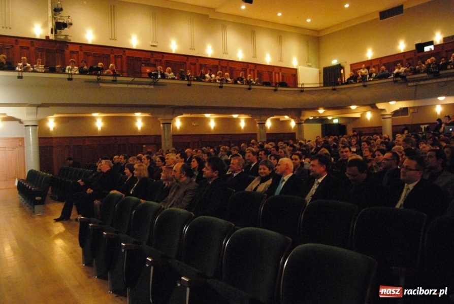 Zdjęcie w galerii na portalu naszraciborz.pl: Zdrowia, odporności i optymizmu wiadomości z regionu