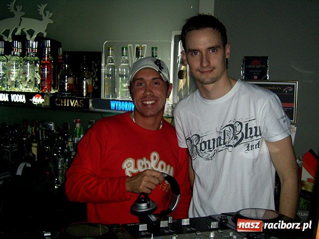 Zdjęcie w galerii na portalu naszraciborz.pl: Ostatki w Vinylu wiadomości z regionu