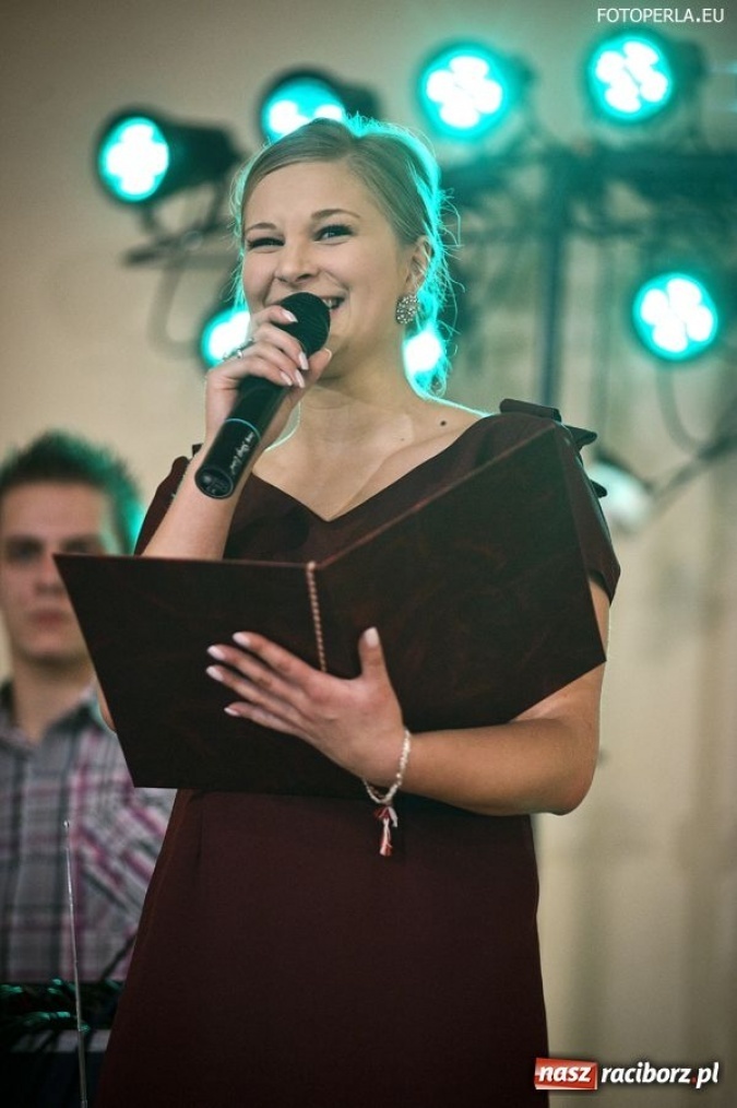 Zdjęcie w galerii na portalu naszraciborz.pl: Uczniowie ZSZ już po studniówce wiadomości z regionu