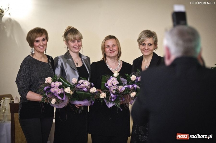 Zdjęcie w galerii na portalu naszraciborz.pl: Uczniowie ZSZ już po studniówce wiadomości z regionu