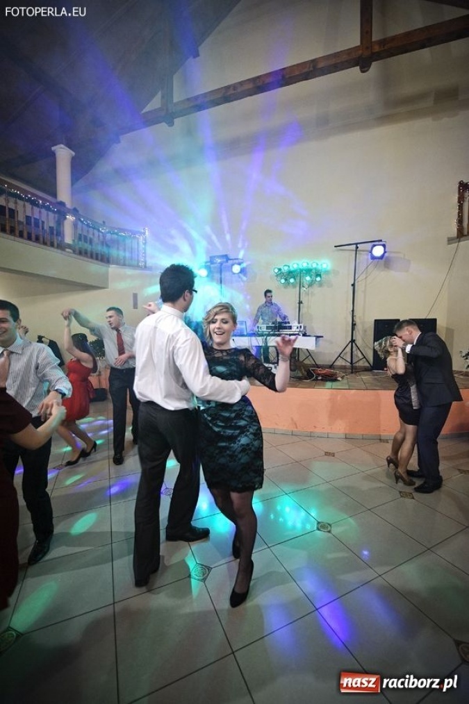 Zdjęcie w galerii na portalu naszraciborz.pl: Uczniowie ZSZ już po studniówce wiadomości z regionu