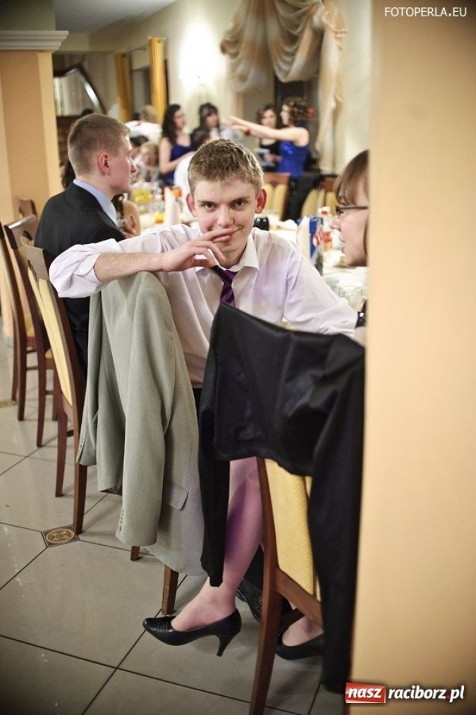 Zdjęcie w galerii na portalu naszraciborz.pl: Uczniowie ZSZ już po studniówce wiadomości z regionu