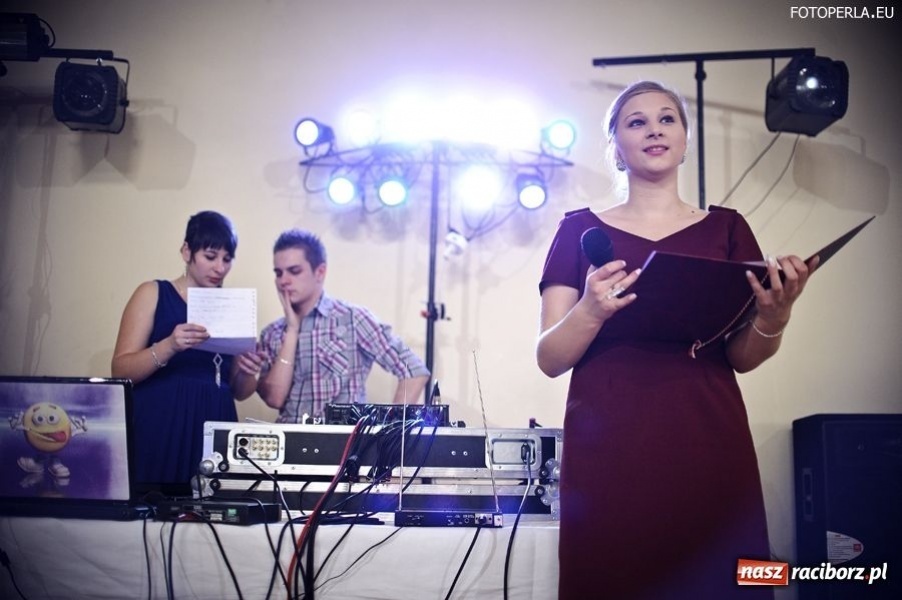 Zdjęcie w galerii na portalu naszraciborz.pl: Uczniowie ZSZ już po studniówce wiadomości z regionu