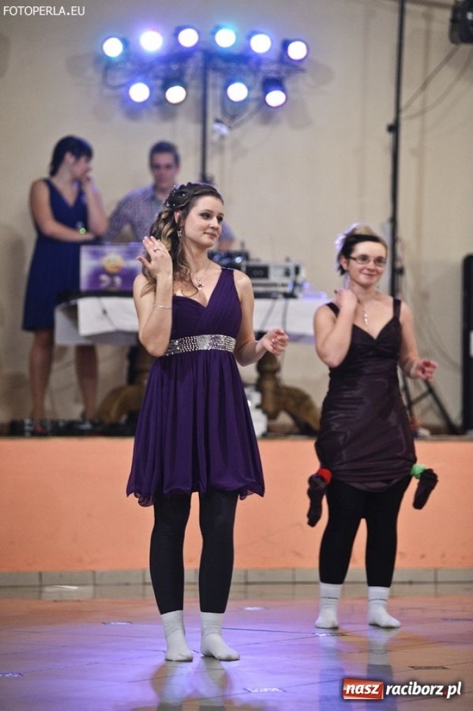 Zdjęcie w galerii na portalu naszraciborz.pl: Uczniowie ZSZ już po studniówce wiadomości z regionu