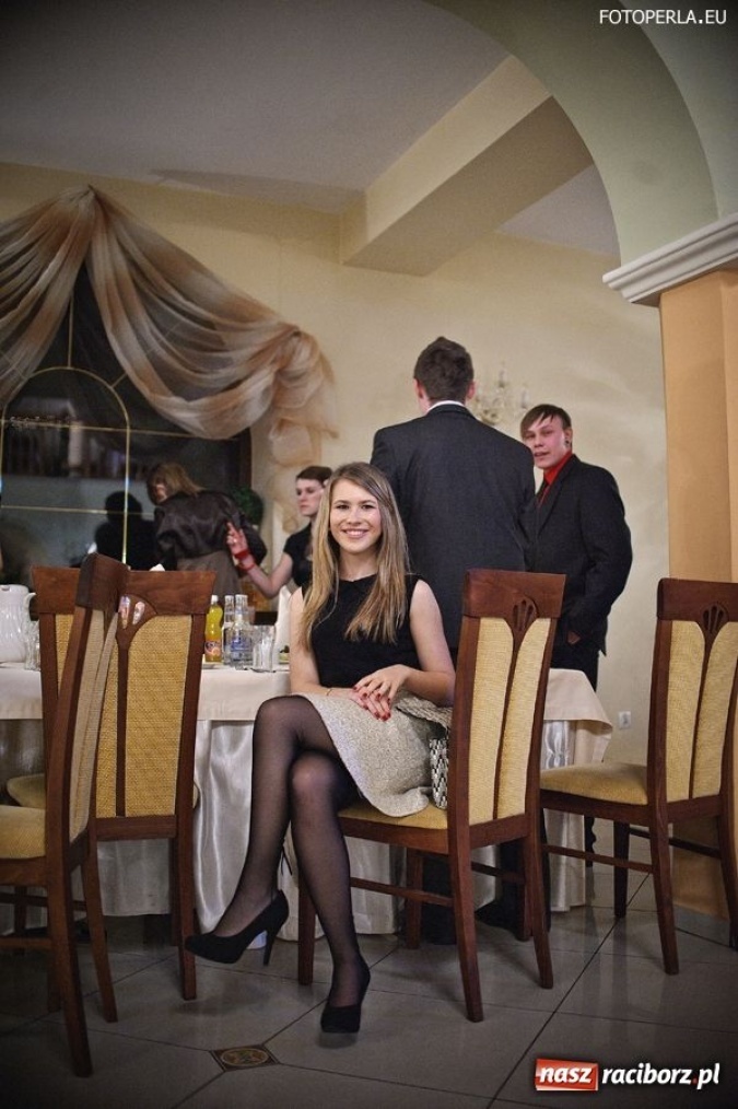 Zdjęcie w galerii na portalu naszraciborz.pl: Uczniowie ZSZ już po studniówce wiadomości z regionu