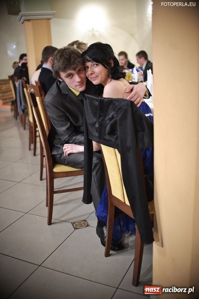 Zdjęcie w galerii na portalu naszraciborz.pl: Uczniowie ZSZ już po studniówce wiadomości z regionu