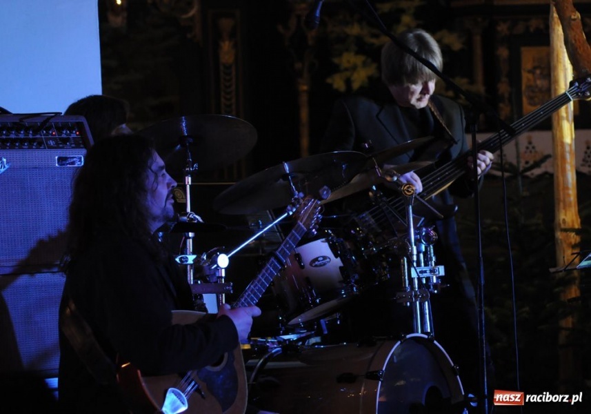 Zdjęcie w galerii na portalu naszraciborz.pl: Irlandzkie kolędowanie w Brzeziu wiadomości z regionu