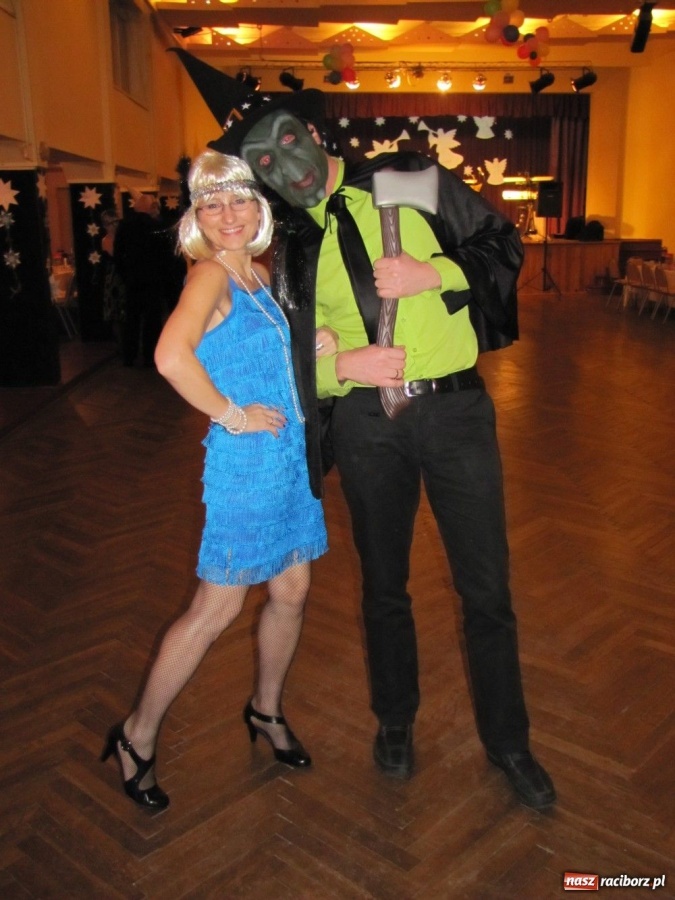 Zdjęcie w galerii na portalu naszraciborz.pl: Przebieranie bawi nie tylko dzieci wiadomości z regionu