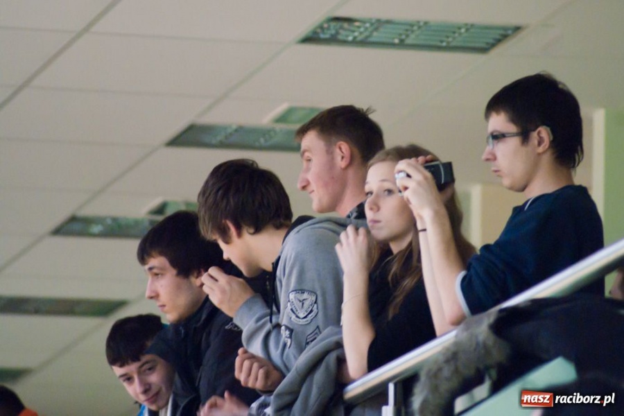 Zdjęcie w galerii na portalu naszraciborz.pl: Orły z przetrąconym skrzydłem wiadomości z regionu