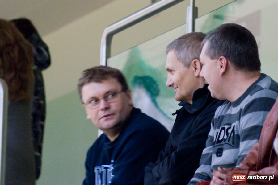 Zdjęcie w galerii na portalu naszraciborz.pl: Orły z przetrąconym skrzydłem wiadomości z regionu