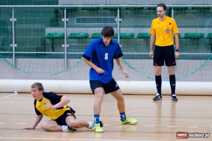 Zdjęcie w galerii na portalu naszraciborz.pl: Orły z przetrąconym skrzydłem wiadomości z regionu