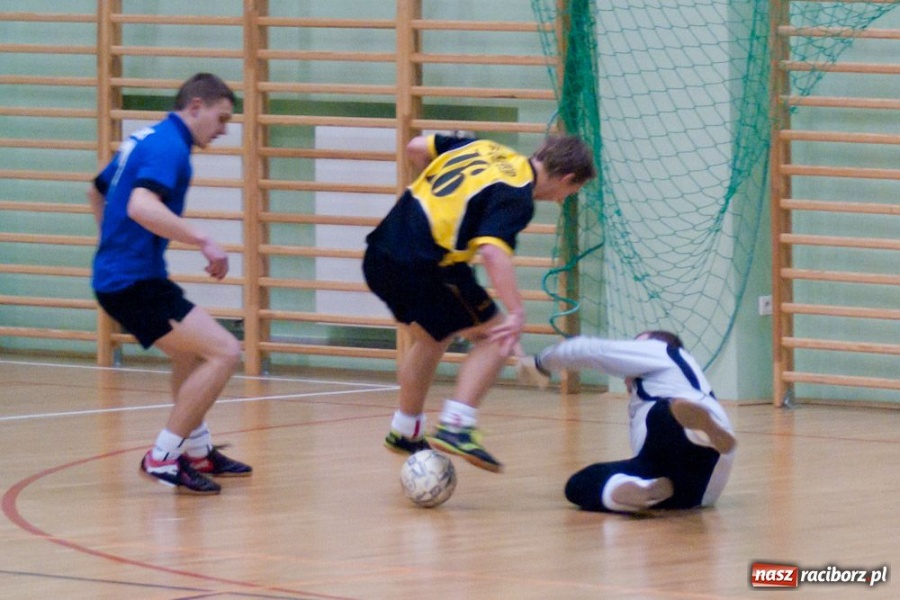 Zdjęcie w galerii na portalu naszraciborz.pl: Orły z przetrąconym skrzydłem wiadomości z regionu