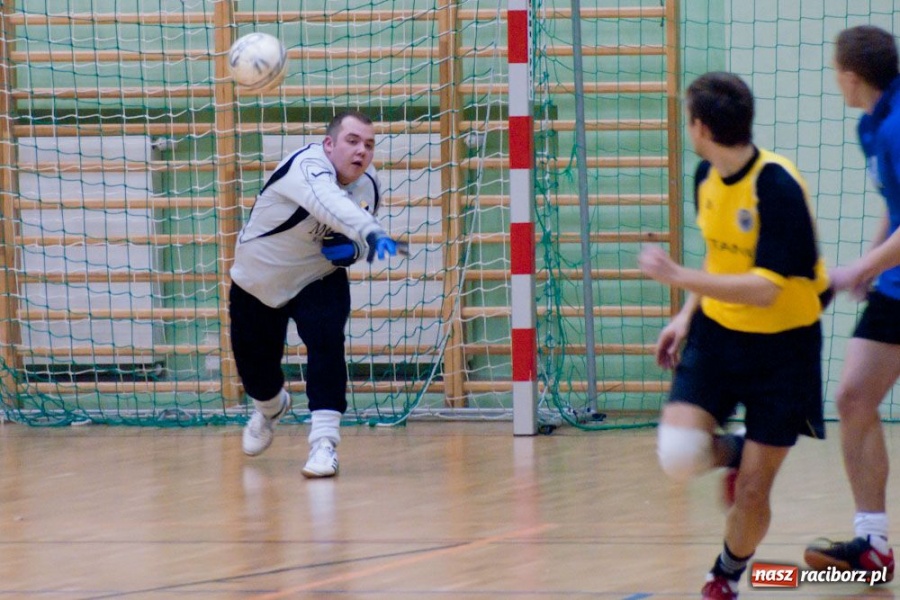 Zdjęcie w galerii na portalu naszraciborz.pl: Orły z przetrąconym skrzydłem wiadomości z regionu