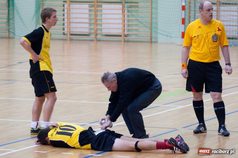 Zdjęcie w galerii na portalu naszraciborz.pl: Orły z przetrąconym skrzydłem wiadomości z regionu