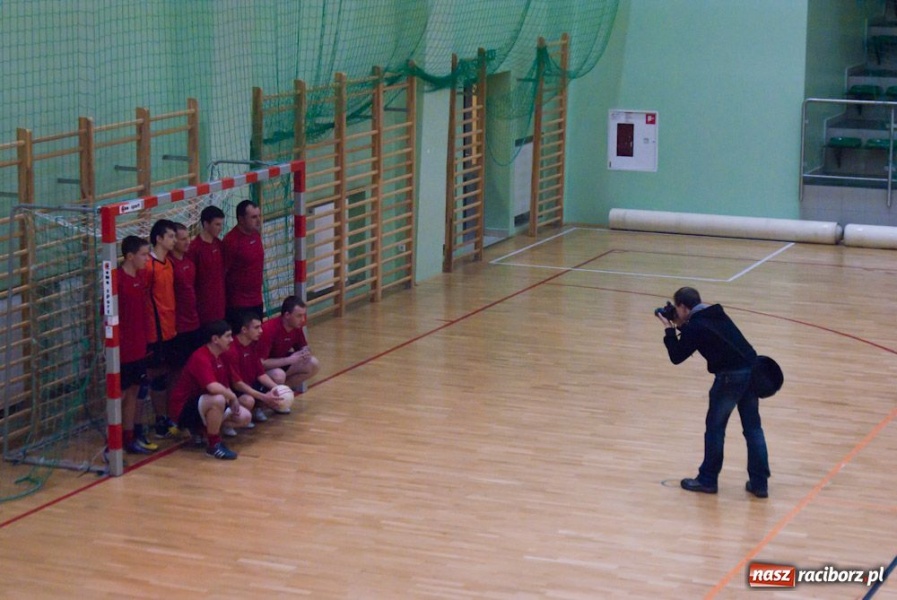 Zdjęcie w galerii na portalu naszraciborz.pl: Orły z przetrąconym skrzydłem wiadomości z regionu