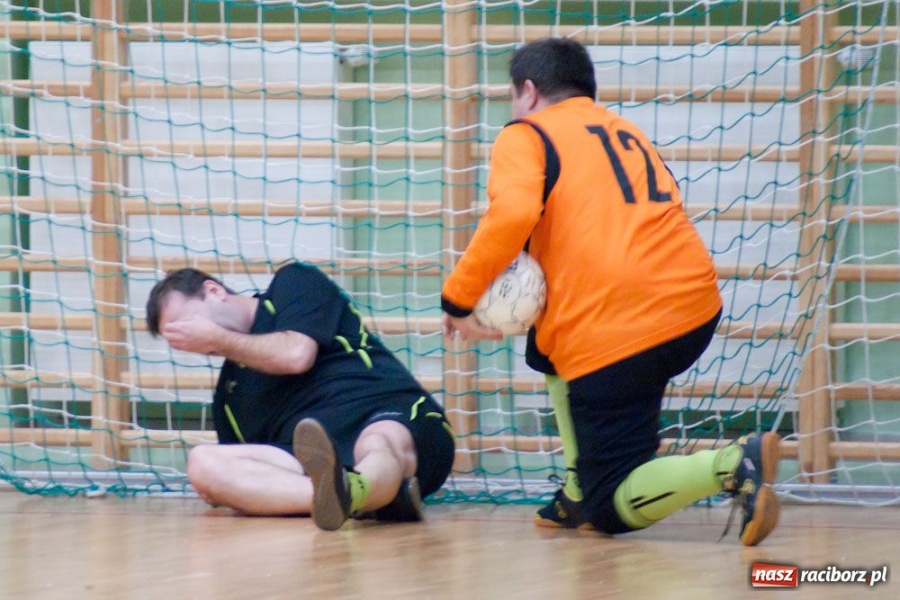 Zdjęcie w galerii na portalu naszraciborz.pl: Orły z przetrąconym skrzydłem wiadomości z regionu