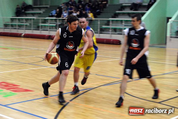 Zdjęcie w galerii na portalu naszraciborz.pl: DHL o jedno 