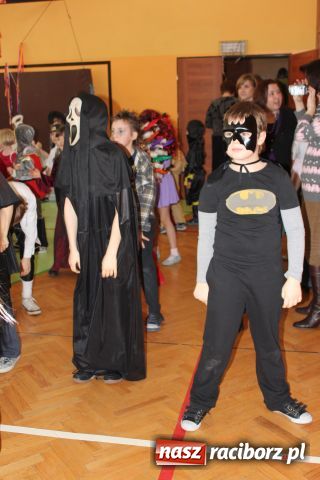 Zdjęcie w galerii na portalu naszraciborz.pl: Niech żyje bal - kolorowo w SP 13 wiadomości z regionu