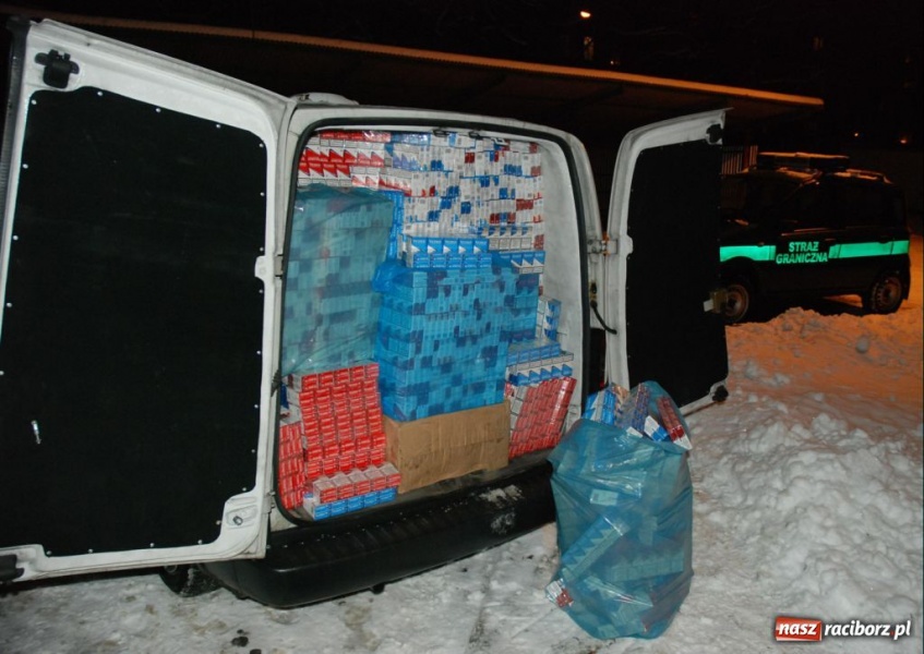 Zdjęcie w galerii na portalu naszraciborz.pl: ŚOSG: Zatrzymano 200 000 sztuk nielegalnych papierosów wiadomości z regionu