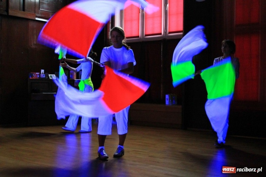 Zdjęcie w galerii na portalu naszraciborz.pl: Dziękowali za pomoc dzieciom w potrzebie wiadomości z regionu