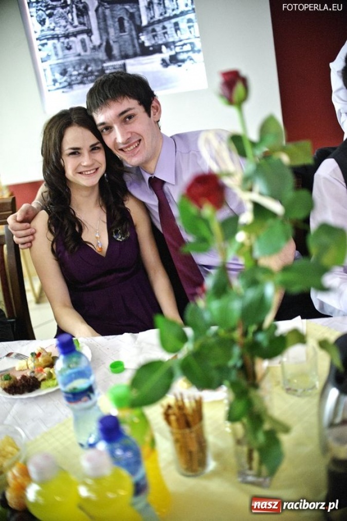 Zdjęcie w galerii na portalu naszraciborz.pl: Mechanik bawi się w Raciborskiej wiadomości z regionu