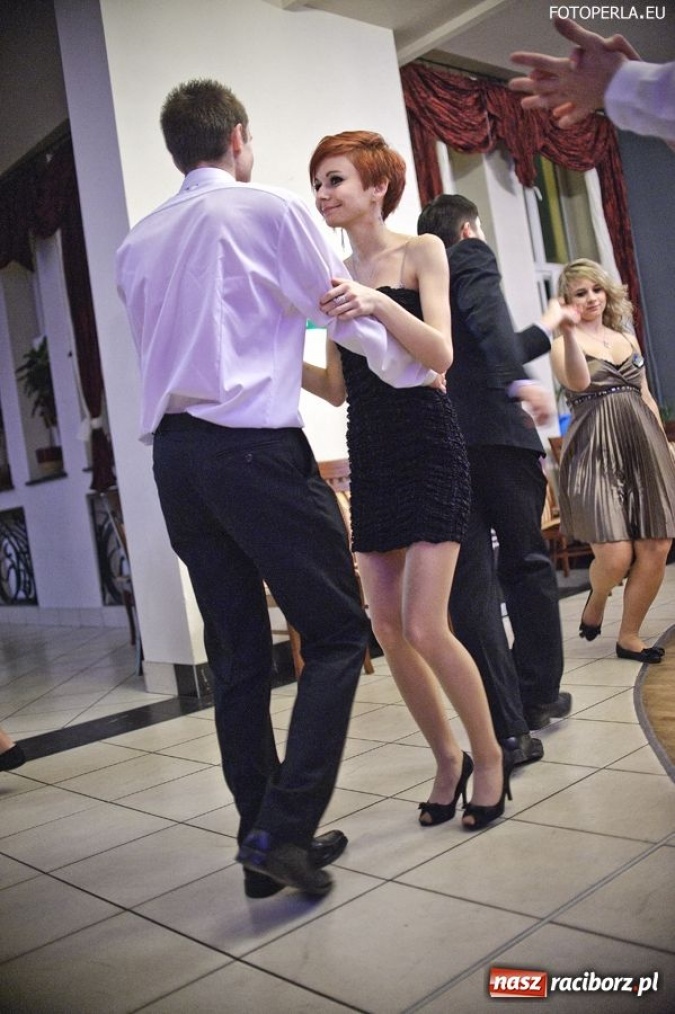 Zdjęcie w galerii na portalu naszraciborz.pl: Mechanik bawi się w Raciborskiej wiadomości z regionu