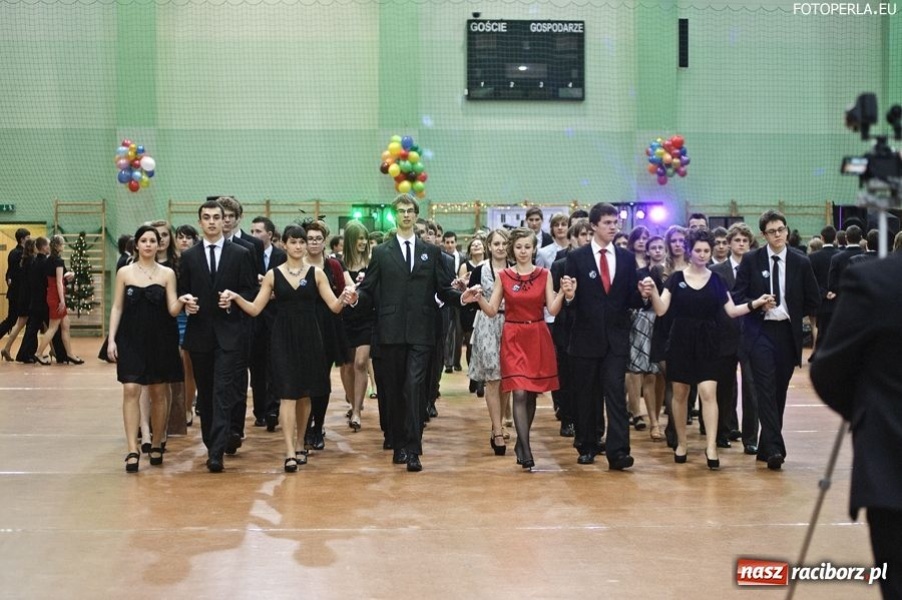 Zdjęcie w galerii na portalu naszraciborz.pl: Studniówka II LO w Arenie Rafako wiadomości z regionu