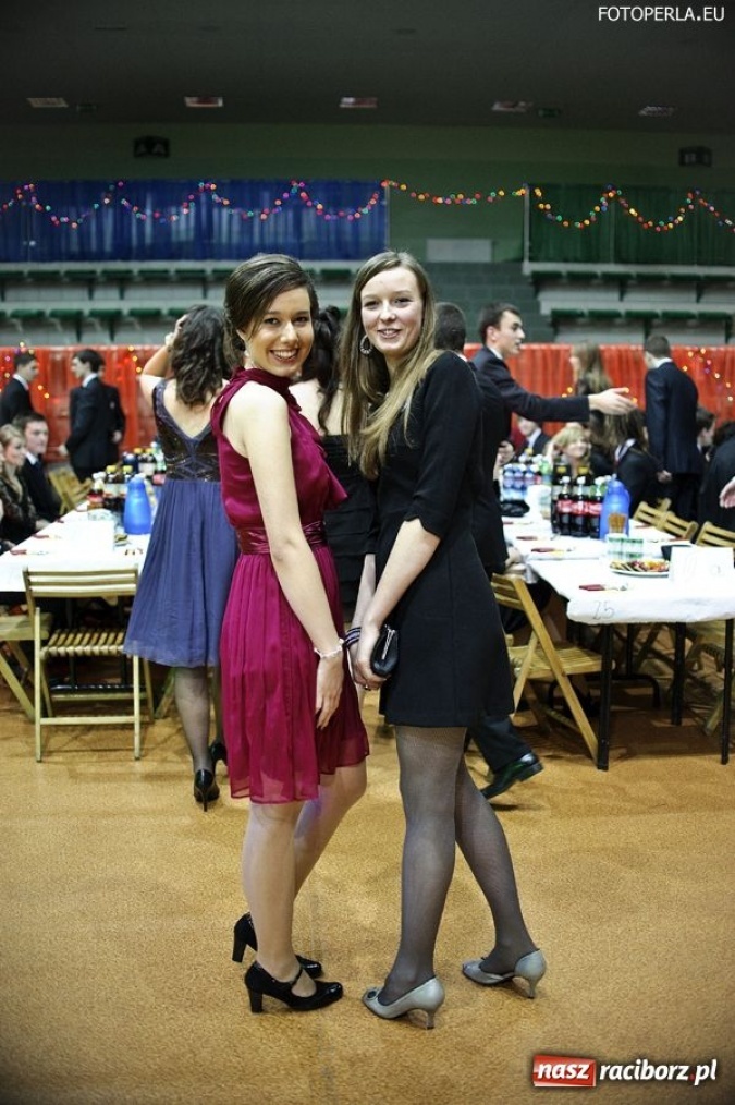 Zdjęcie w galerii na portalu naszraciborz.pl: Studniówka II LO w Arenie Rafako wiadomości z regionu