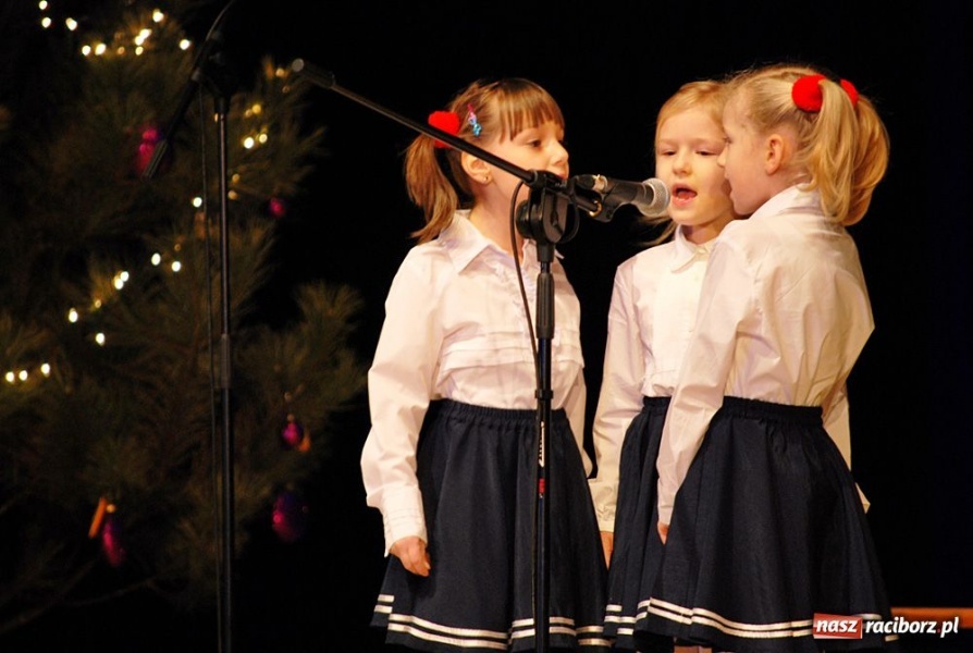 Zdjęcie w galerii na portalu naszraciborz.pl: XXVI Wieczór Kolęd w RCK-u wiadomości z regionu