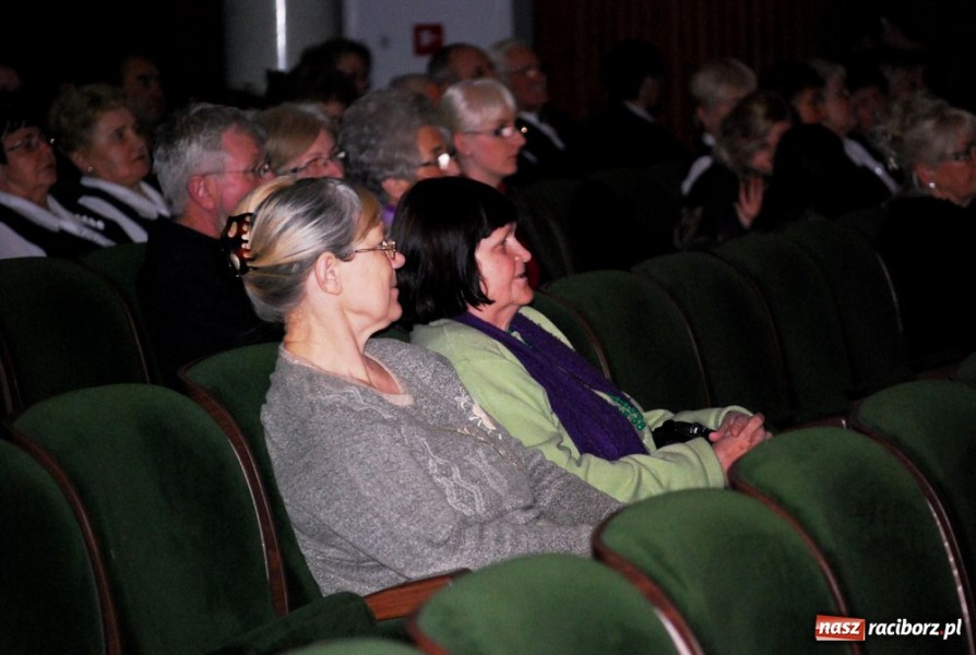 Zdjęcie w galerii na portalu naszraciborz.pl: XXVI Wieczór Kolęd w RCK-u wiadomości z regionu