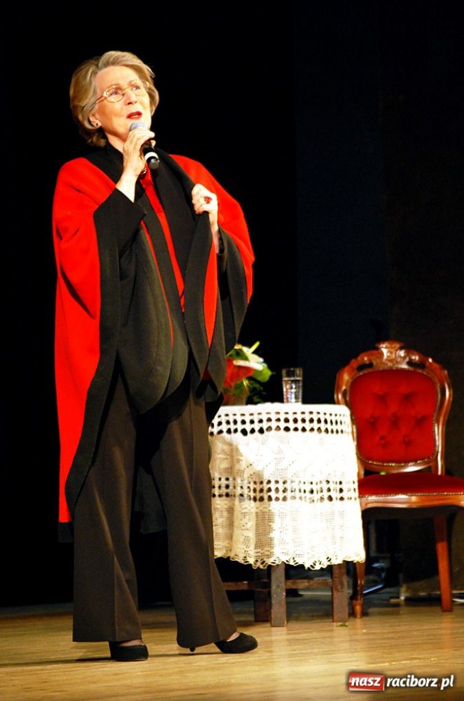Zdjęcie w galerii na portalu naszraciborz.pl: Irena Santor oczarowała publiczność wiadomości z regionu