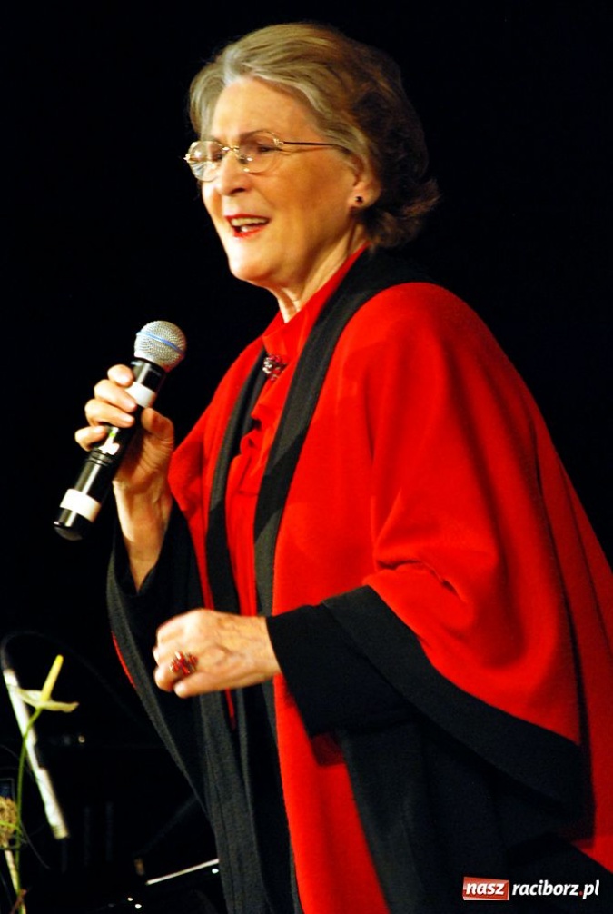 Zdjęcie w galerii na portalu naszraciborz.pl: Irena Santor oczarowała publiczność wiadomości z regionu