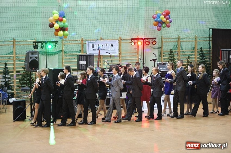 Zdjęcie w galerii na portalu naszraciborz.pl: Studniówka I LO - ach, co to był za bal! wiadomości z regionu