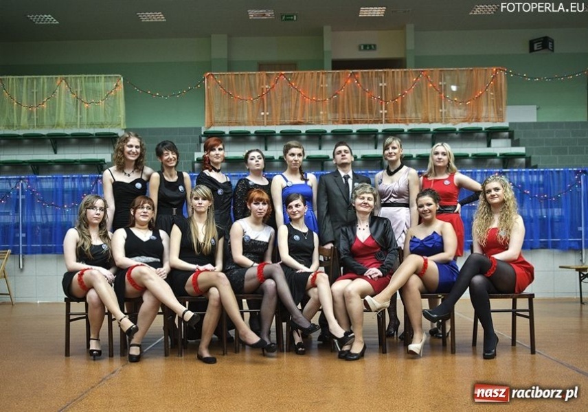 Zdjęcie w galerii na portalu naszraciborz.pl: Studniówka I LO - ach, co to był za bal! wiadomości z regionu