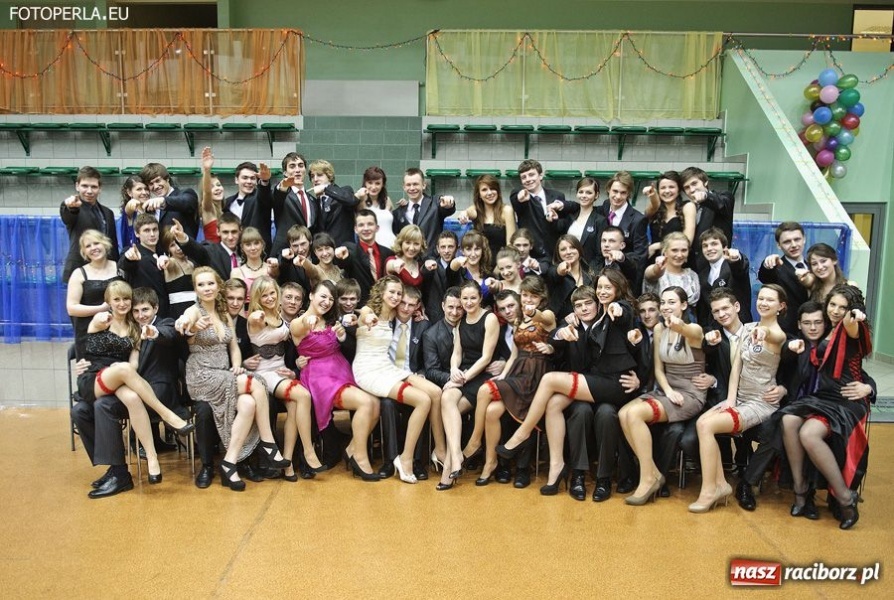 Zdjęcie w galerii na portalu naszraciborz.pl: Studniówka I LO - ach, co to był za bal! wiadomości z regionu
