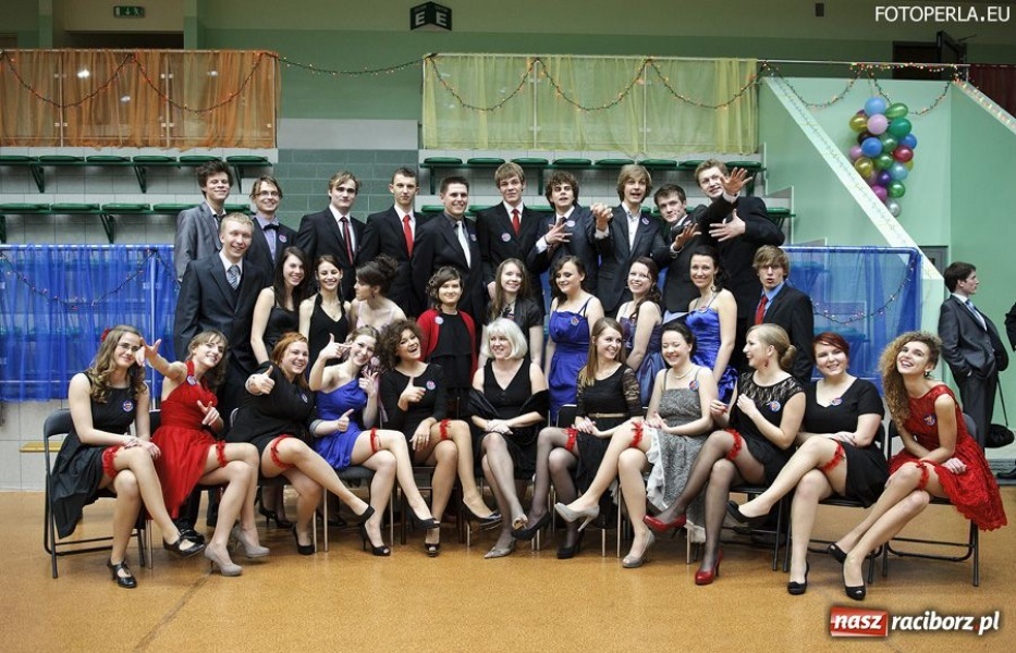 Zdjęcie w galerii na portalu naszraciborz.pl: Studniówka I LO - ach, co to był za bal! wiadomości z regionu