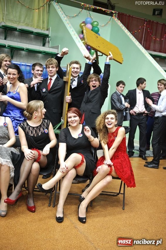 Zdjęcie w galerii na portalu naszraciborz.pl: Studniówka I LO - ach, co to był za bal! wiadomości z regionu