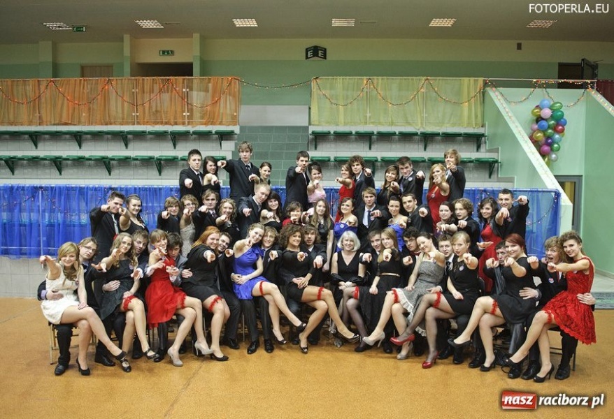 Zdjęcie w galerii na portalu naszraciborz.pl: Studniówka I LO - ach, co to był za bal! wiadomości z regionu