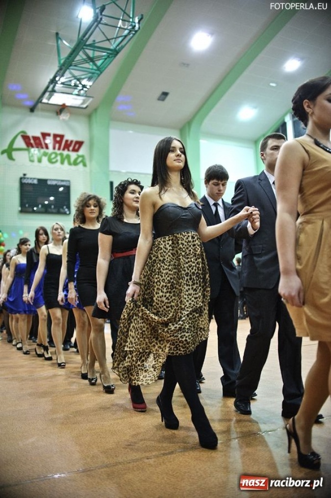 Zdjęcie w galerii na portalu naszraciborz.pl: Studniówka I LO - ach, co to był za bal! wiadomości z regionu