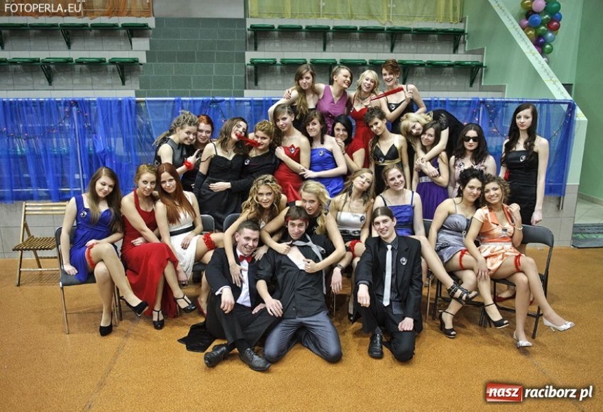 Zdjęcie w galerii na portalu naszraciborz.pl: Studniówka I LO - ach, co to był za bal! wiadomości z regionu