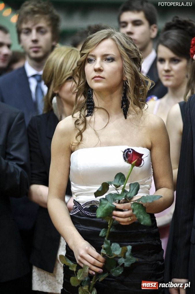 Zdjęcie w galerii na portalu naszraciborz.pl: Studniówka I LO - ach, co to był za bal! wiadomości z regionu